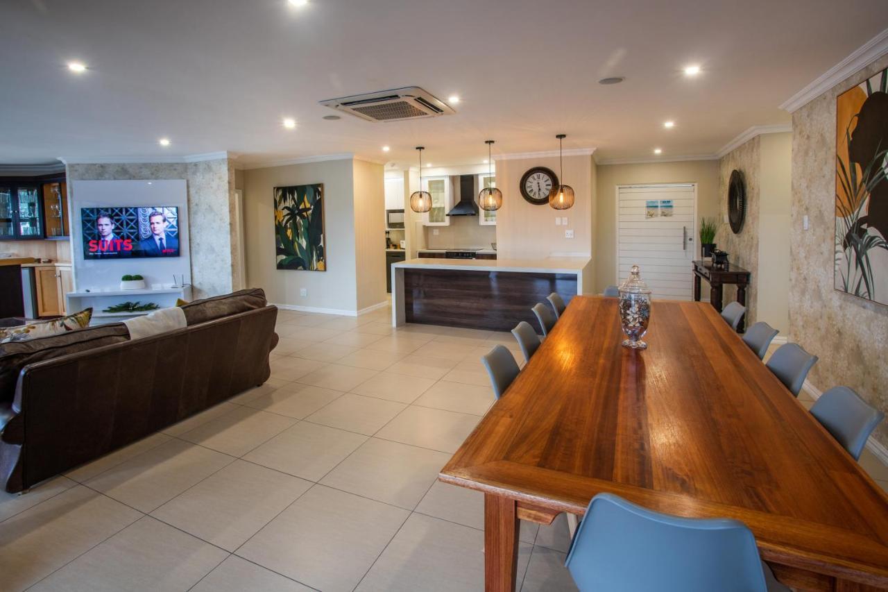 Stay At The Point - Peaceful Plentiful Penthouse Durban Bagian luar foto