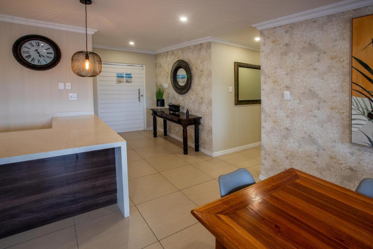 Stay At The Point - Peaceful Plentiful Penthouse Durban Bagian luar foto