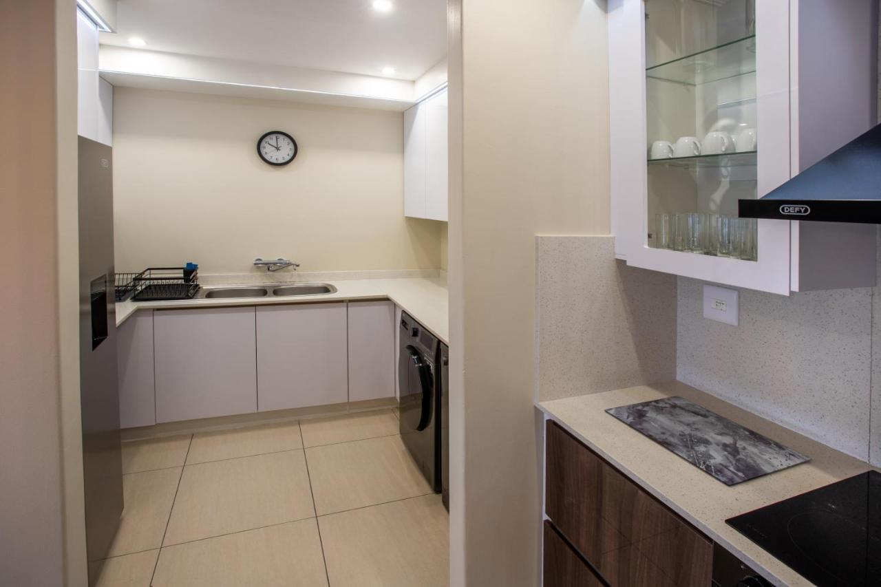 Stay At The Point - Peaceful Plentiful Penthouse Durban Bagian luar foto