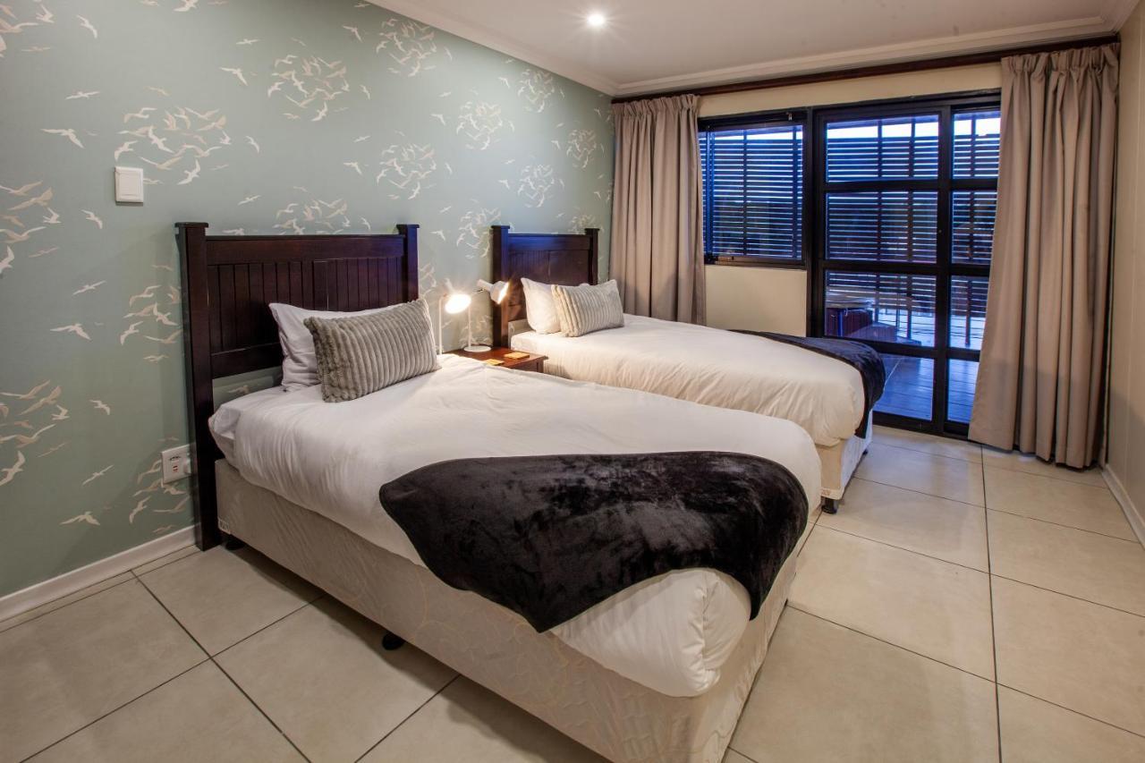 Stay At The Point - Peaceful Plentiful Penthouse Durban Bagian luar foto